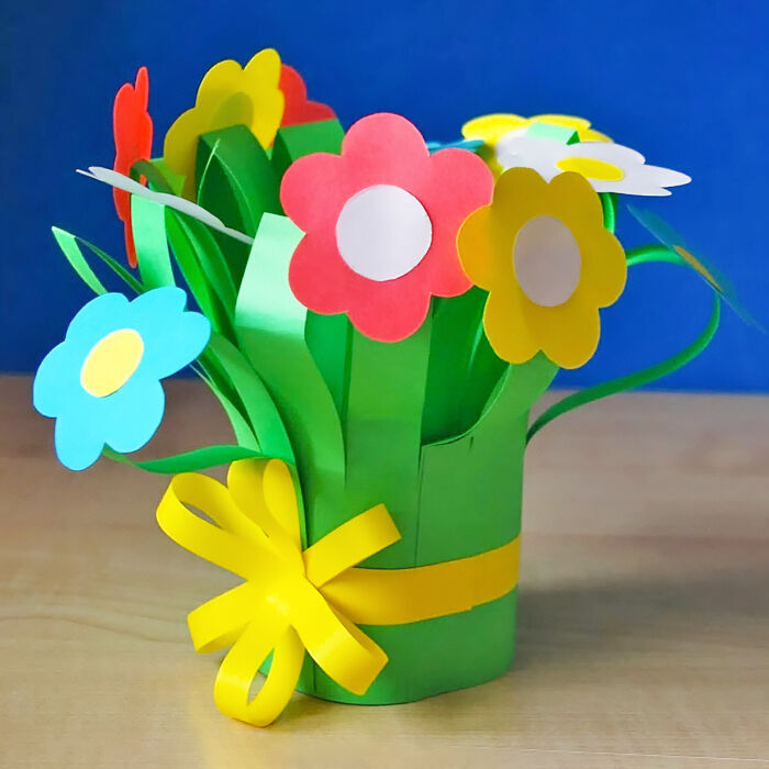 Как сделать цветок из бумаги для украшения подарка к 8 марта или на день всех влюбленных | пластиковыеокнавтольятти.рф