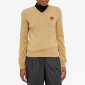 Джемпер Comme des Garçons Play Invader Heart V-Neck Pullover P1N081-CML | Camel фото 2