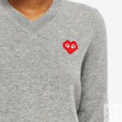 Джемпер Comme des Garçons Play Invader Heart V-Neck Pullover P1N081-LGY | Light Grey фото 4