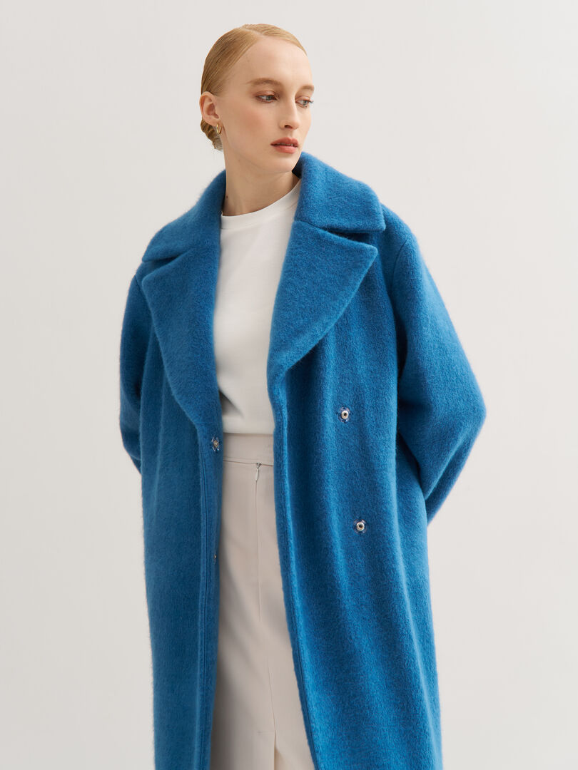 Синее пальто «кокон»