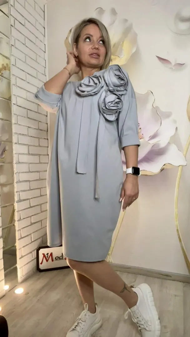 Платье длины миди с объемным декором серого цвета MODLAV ML4942-29 Modlav