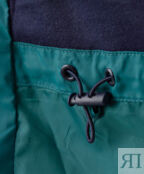 Ветровка с капюшоном и накладными карманами зеленая Button Blue (152)