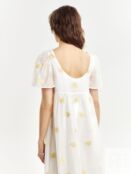 Воздушное летнее платье белого цвета с вышивкой Pompa