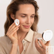 MISSHA Тональный кушон Glow Cushion Light с коллагеном MHS000101 фото 3