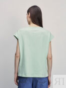 Базовая футболка со спущенным плечом Zarina