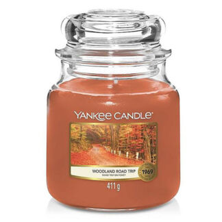 Свеча средняя в стеклянной банке Yankee Candle Путешествие по лесу