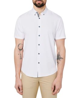 Мужская приталенная белая спортивная рубашка на пуговицах Society of Thread