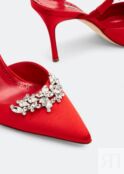 Мюли MANOLO BLAHNIK Lurum satin mules, красный