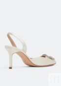 Туфли MANOLO BLAHNIK Hangisli slingback pumps, белый 100460-IVO-70 | White фото 4