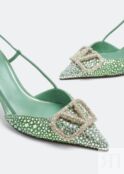 Туфли VALENTINO GARAVANI VLogo Signature embellished pumps, зеленый