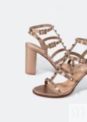 Сандалии VALENTINO GARAVANI Rockstud sandals, золотой